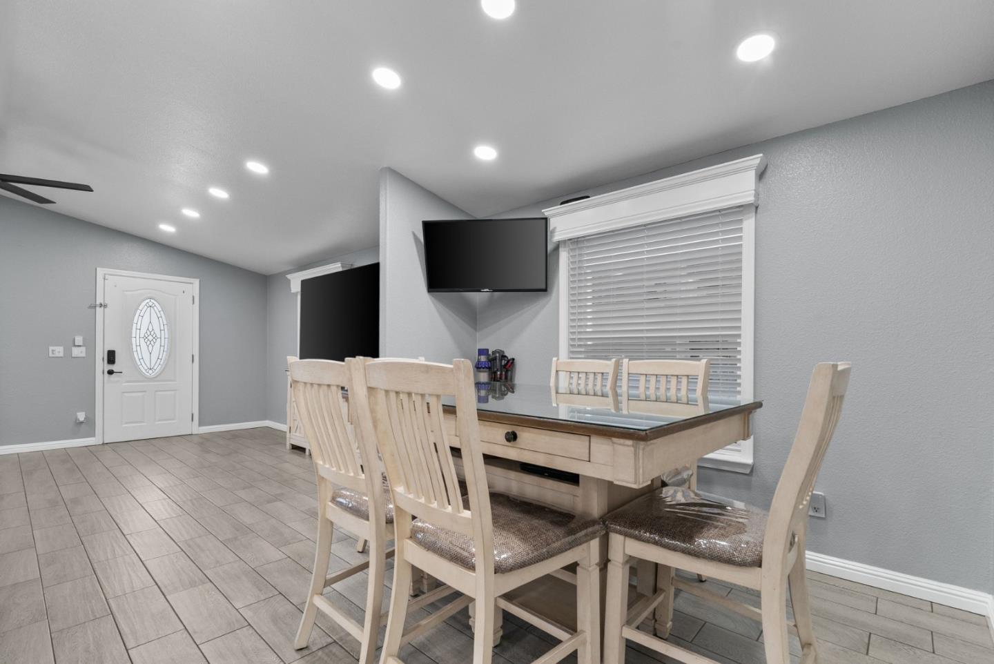 Detail Gallery Image 14 of 50 For 789 Green Valley Rd #121,  Watsonville,  CA 95076 - 3 Beds | 2 Baths