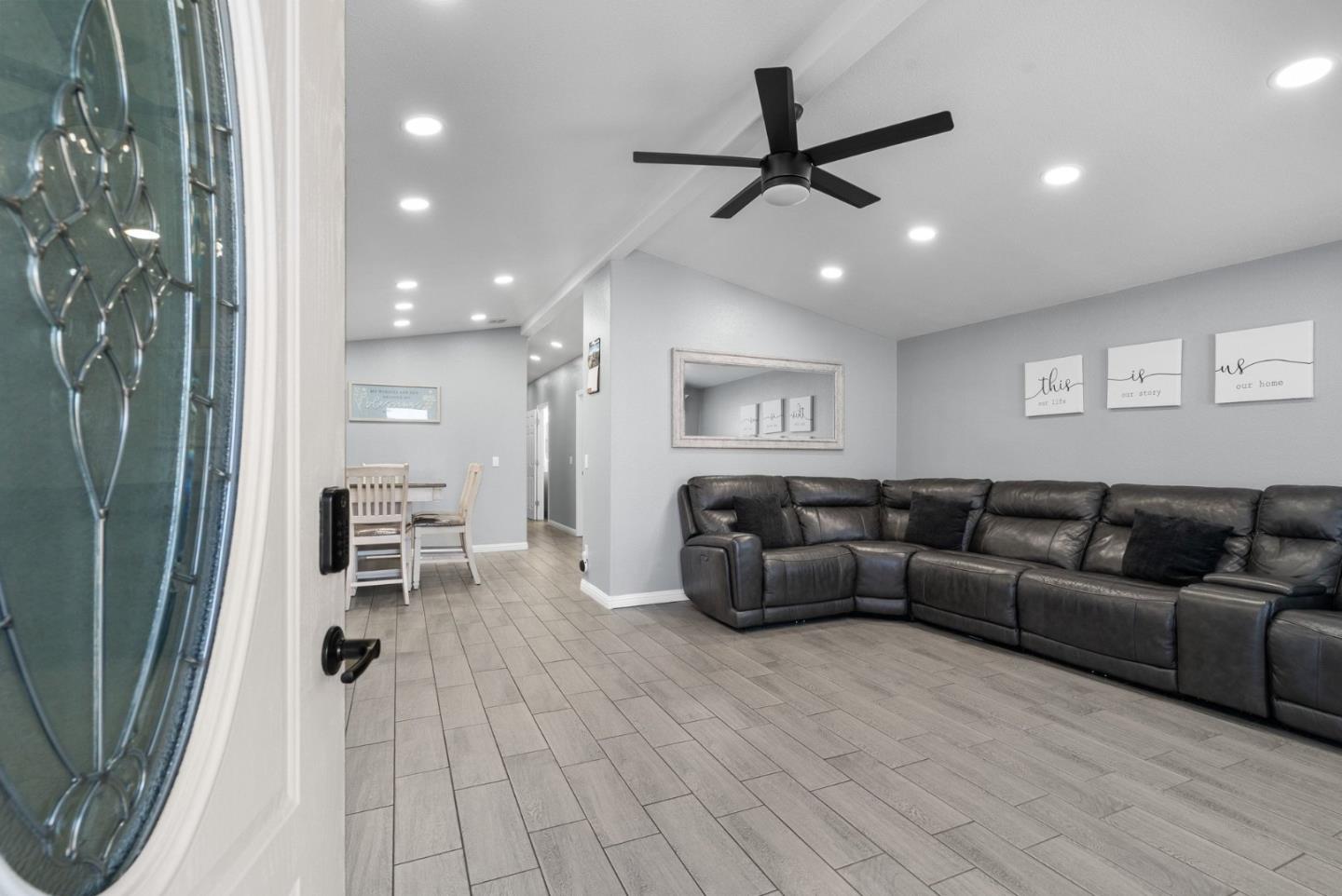 Detail Gallery Image 4 of 50 For 789 Green Valley Rd #121,  Watsonville,  CA 95076 - 3 Beds | 2 Baths