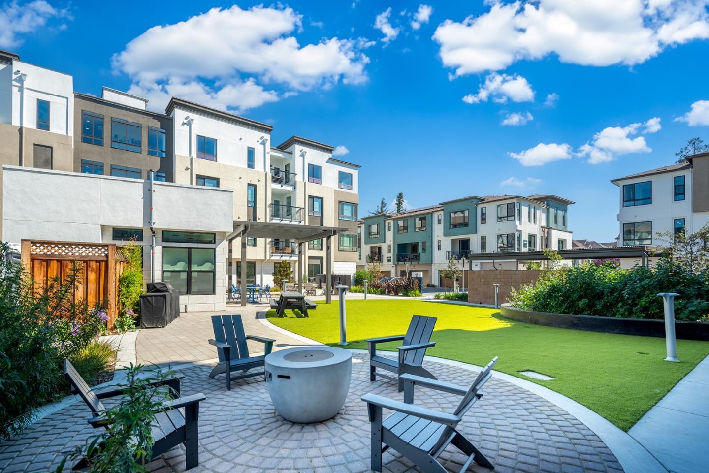 Detail Gallery Image 40 of 48 For 400 Siam Ter #5,  Sunnyvale,  CA 94089 - 2 Beds | 2 Baths