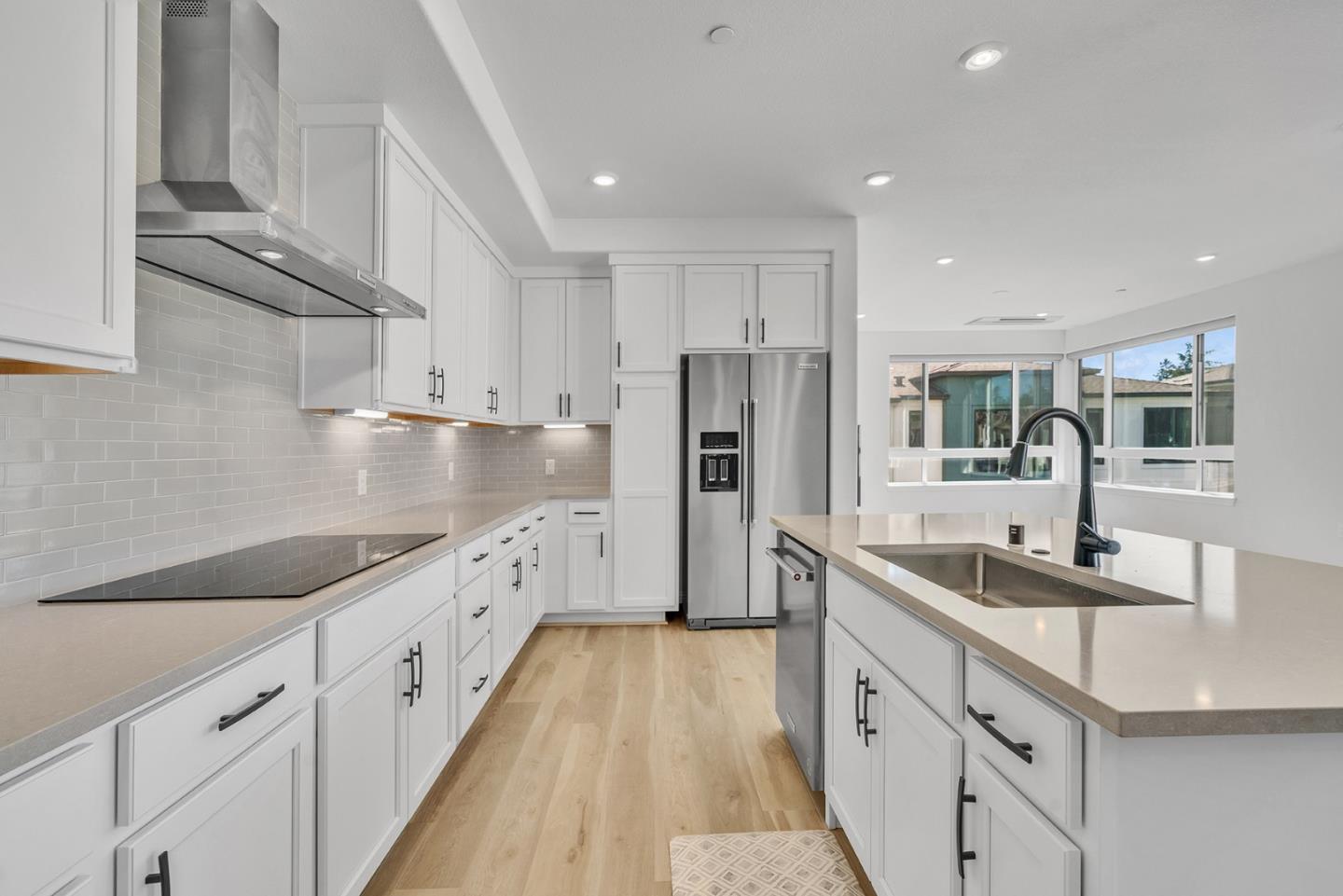 Detail Gallery Image 8 of 48 For 400 Siam Ter #5,  Sunnyvale,  CA 94089 - 2 Beds | 2 Baths