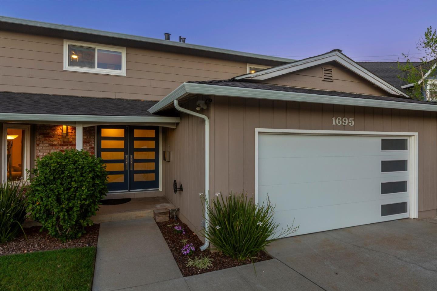 Detail Gallery Image 28 of 39 For 1695 Grizilo Dr, San Jose,  CA 95124 - 6 Beds | 3/1 Baths