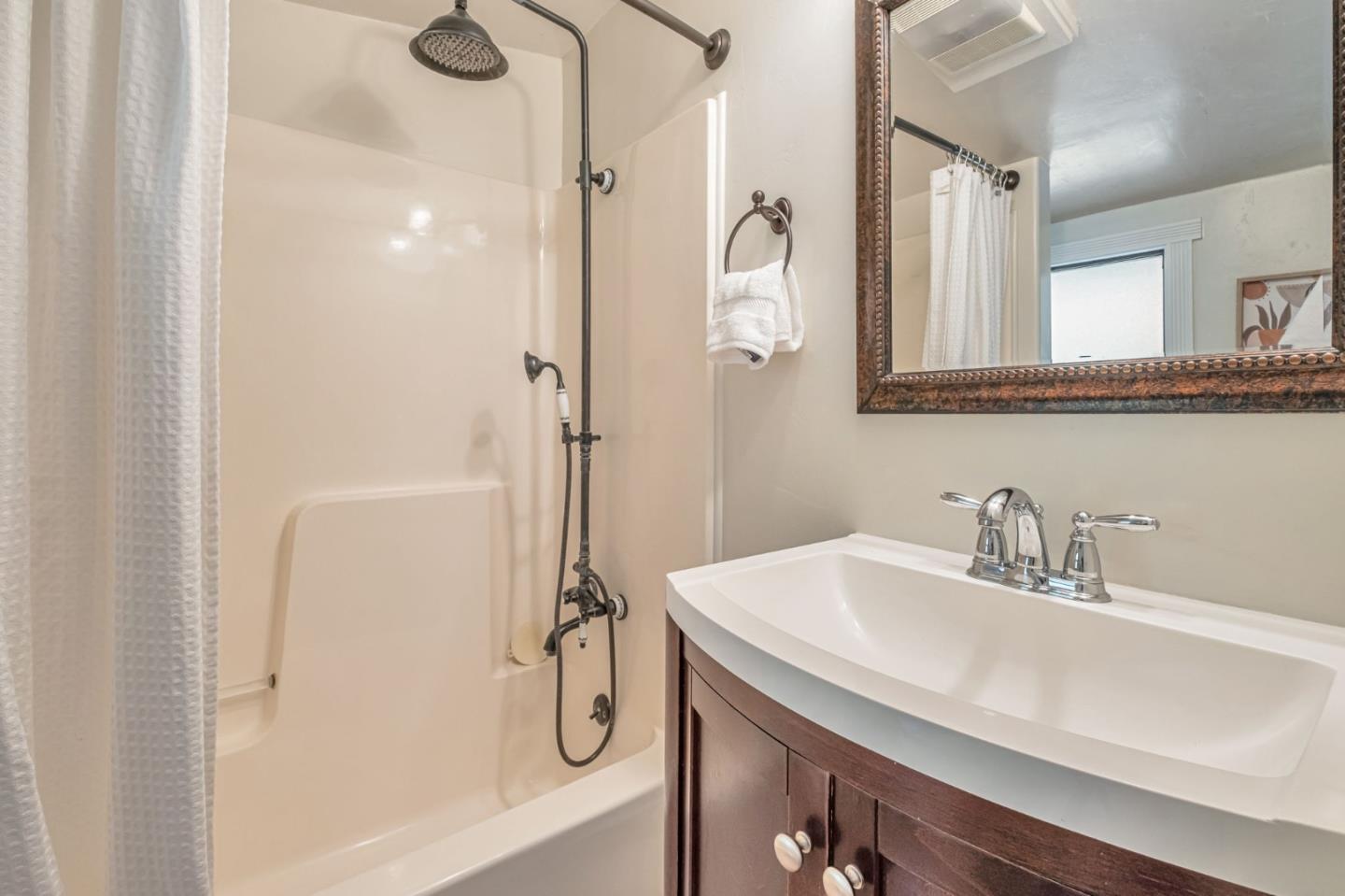 Detail Gallery Image 36 of 76 For 601 Old Hazel Dell Road, Watsonville,  CA 95076 - 5 Beds | 3/1 Baths