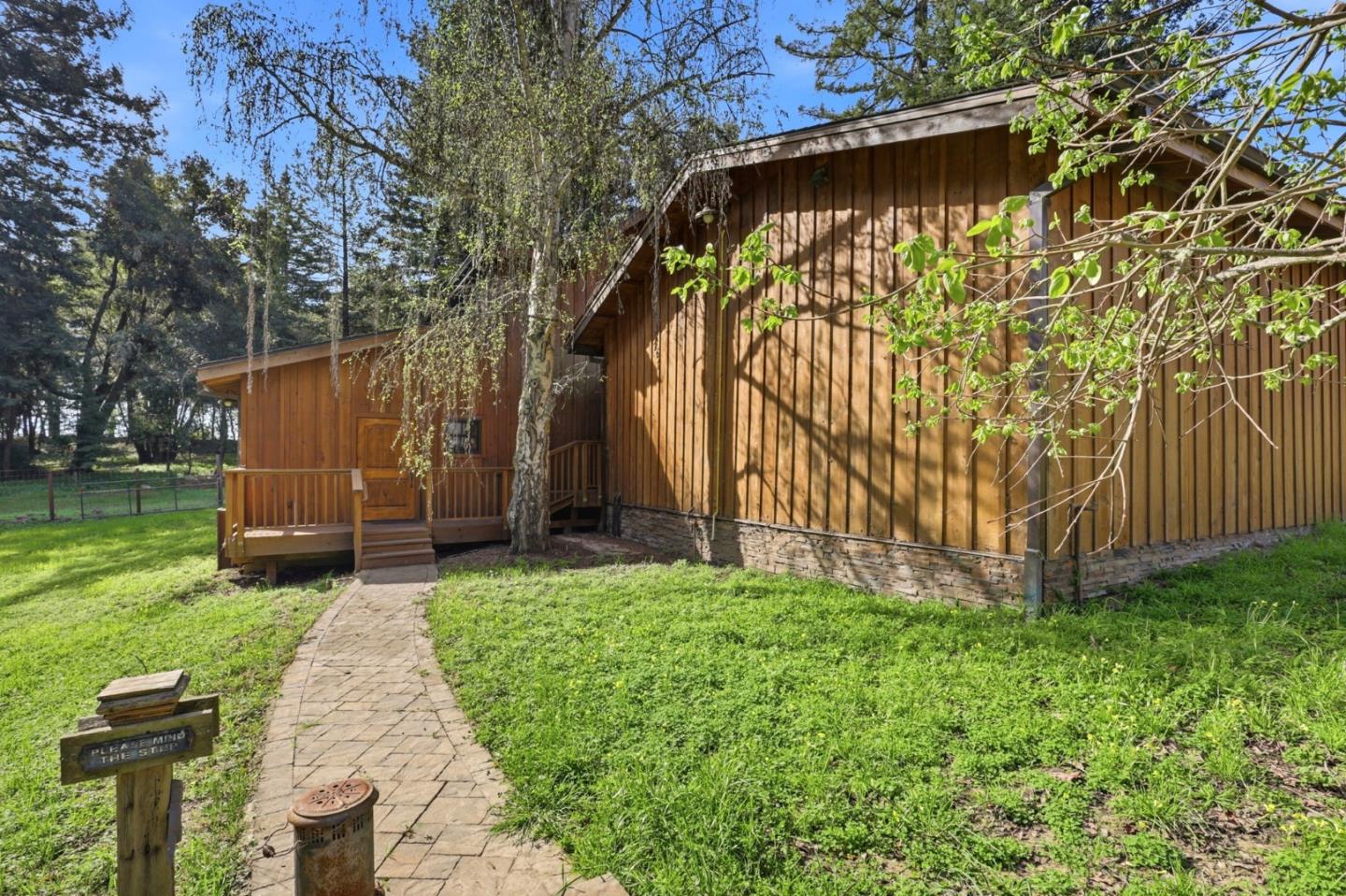 Detail Gallery Image 52 of 76 For 601 Old Hazel Dell Road, Watsonville,  CA 95076 - 5 Beds | 3/1 Baths