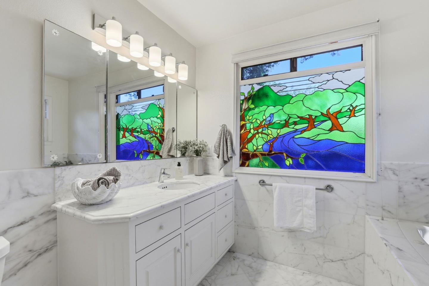 Detail Gallery Image 19 of 52 For 203 Alexander Ave, Los Gatos,  CA 95030 - 5 Beds | 4 Baths