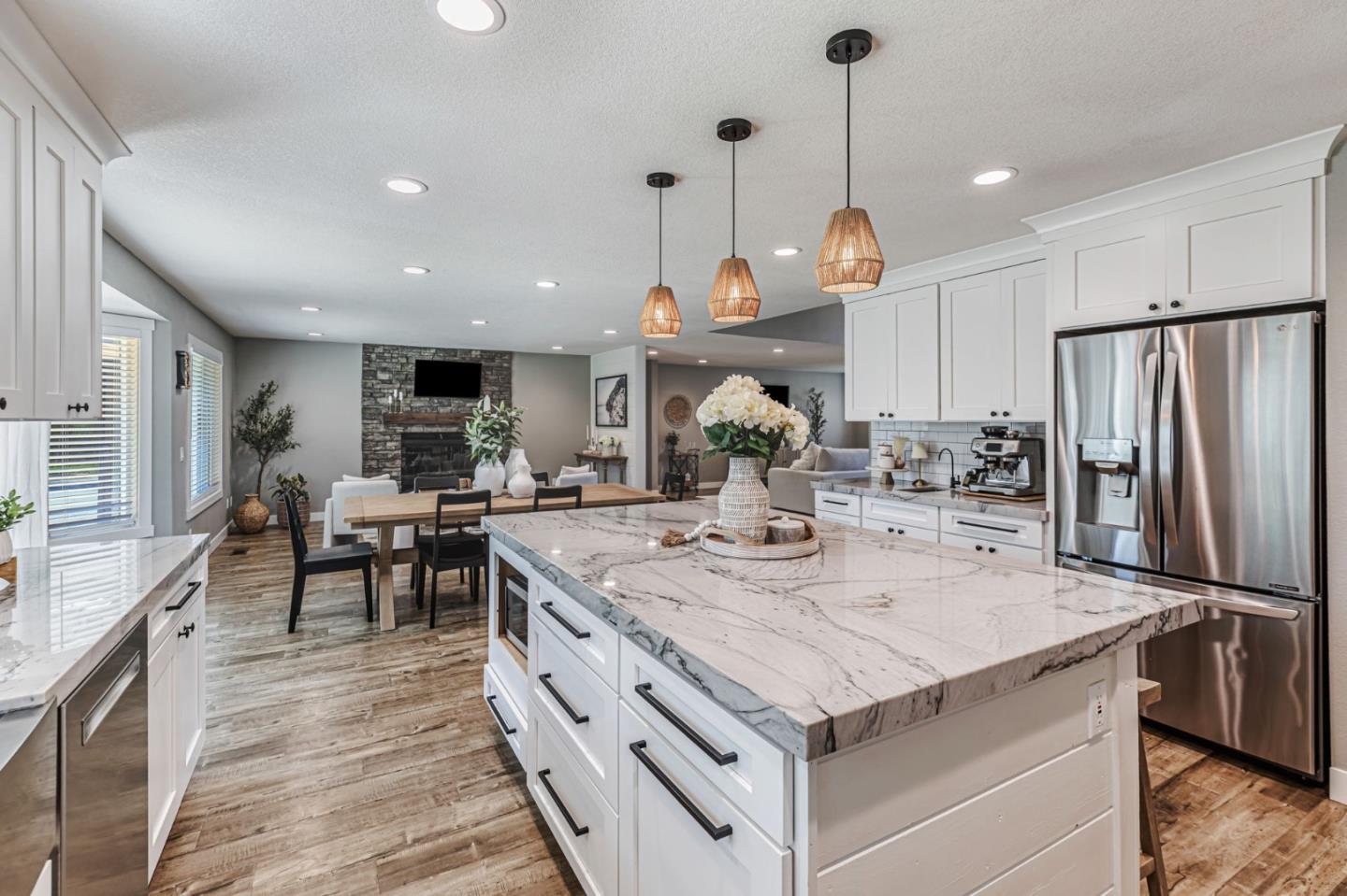 Detail Gallery Image 17 of 73 For 640 S Ridgemark Dr, Hollister,  CA 95023 - 4 Beds | 4 Baths