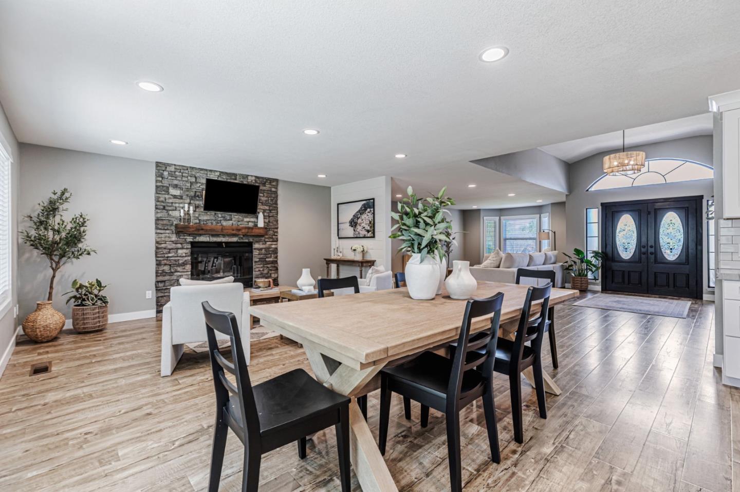 Detail Gallery Image 23 of 73 For 640 S Ridgemark Dr, Hollister,  CA 95023 - 4 Beds | 4 Baths