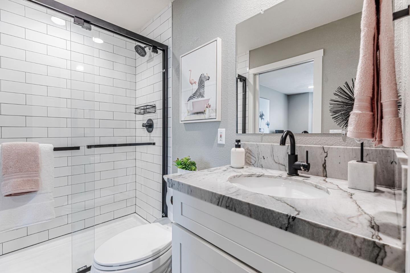 Detail Gallery Image 31 of 73 For 640 S Ridgemark Dr, Hollister,  CA 95023 - 4 Beds | 4 Baths