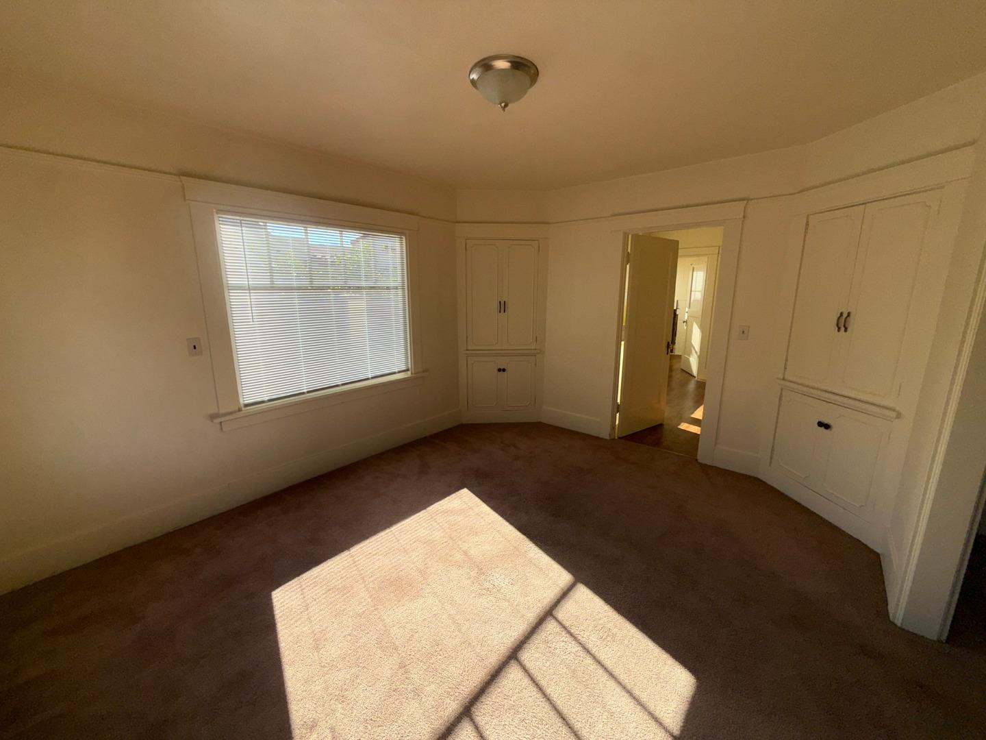 Detail Gallery Image 7 of 23 For 22 Willow St, Salinas,  CA 93901 - 2 Beds | 1 Baths