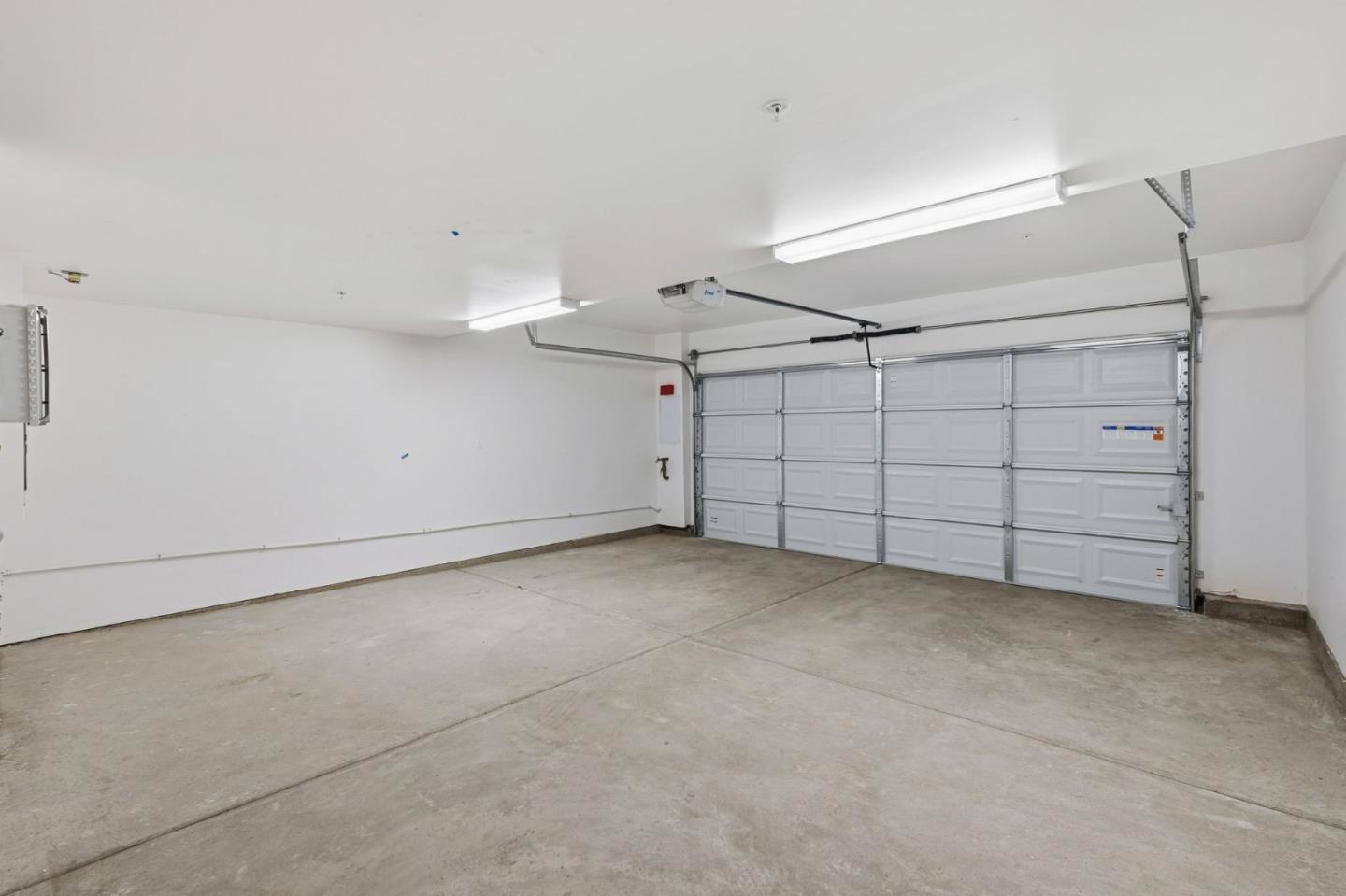 Detail Gallery Image 22 of 24 For 214 Oak Cir, Walnut Creek,  CA 94597 - 4 Beds | 3/1 Baths