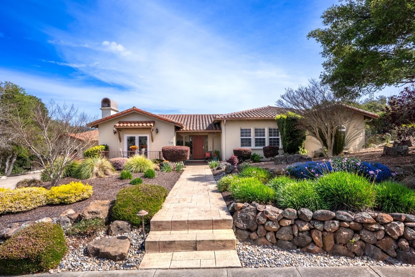 Detail Gallery Image 8 of 57 For 308 Ventana Way, Aptos,  CA 95003 - 4 Beds | 3 Baths