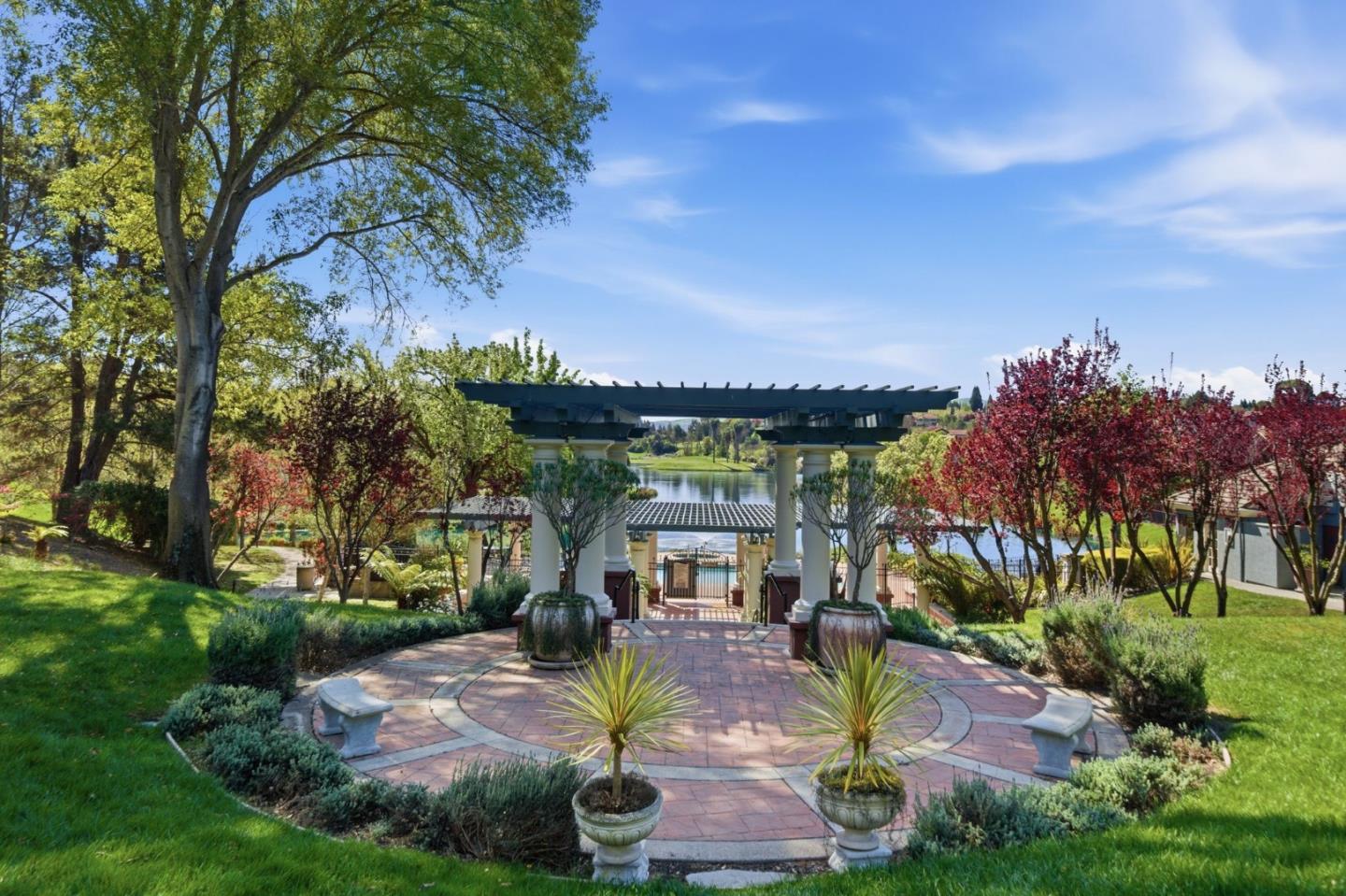 Detail Gallery Image 36 of 43 For 3030 Lakemont Dr #3,  San Ramon,  CA 94582 - 3 Beds | 2 Baths