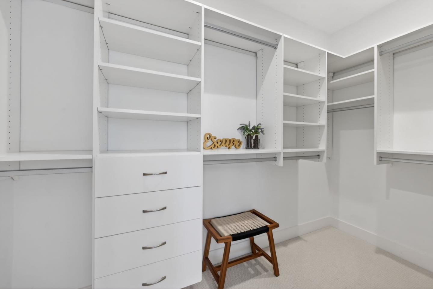 Detail Gallery Image 13 of 30 For 1083 Ed Roth Ter, Sunnyvale,  CA 94086 - 3 Beds | 3/1 Baths