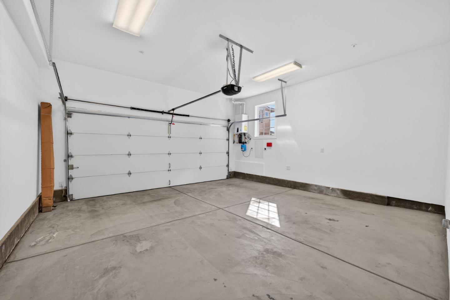 Detail Gallery Image 23 of 30 For 1083 Ed Roth Ter, Sunnyvale,  CA 94086 - 3 Beds | 3/1 Baths