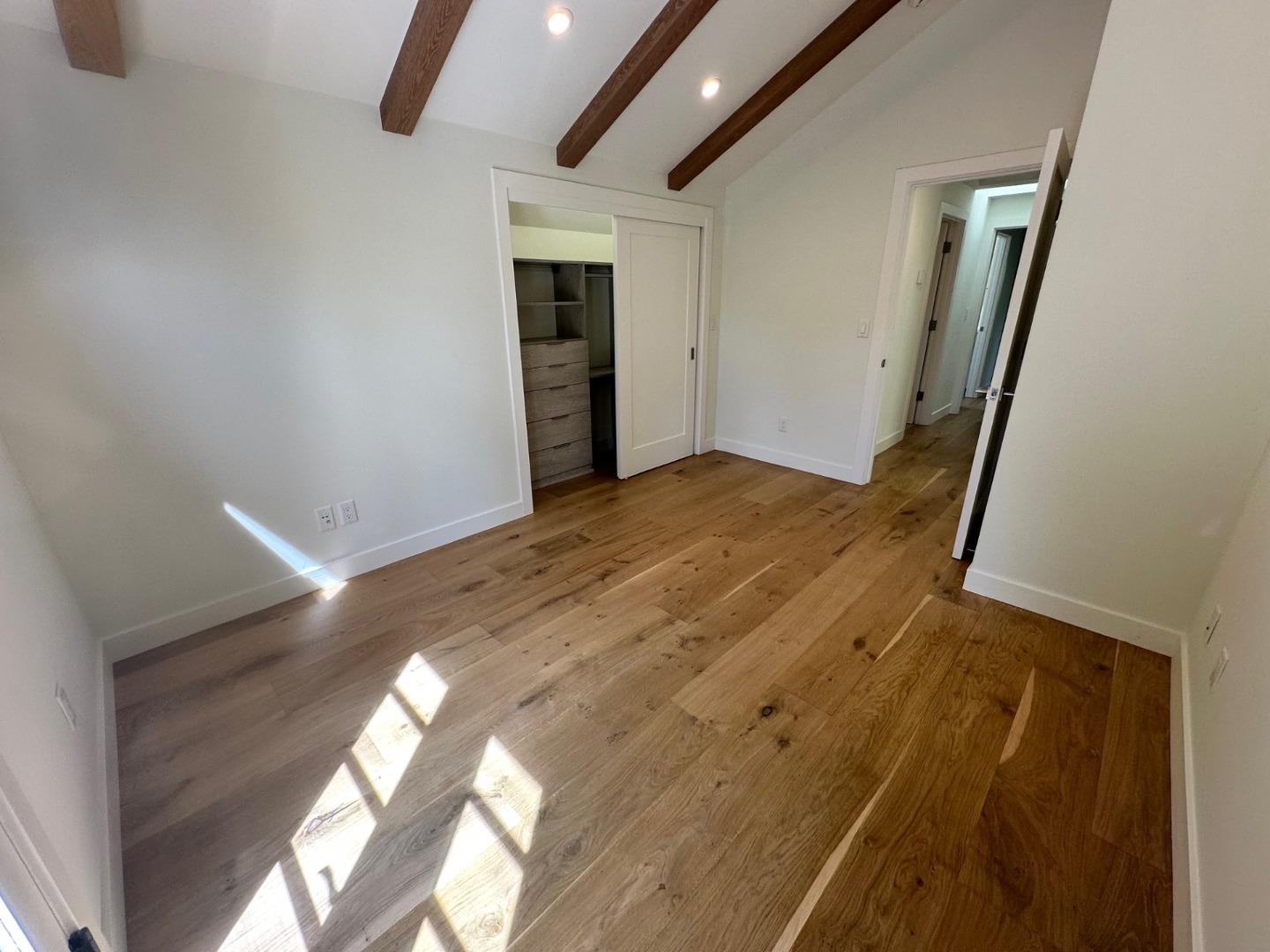 Detail Gallery Image 24 of 39 For 850 Guinda St, Palo Alto,  CA 94301 - 4 Beds | 3 Baths