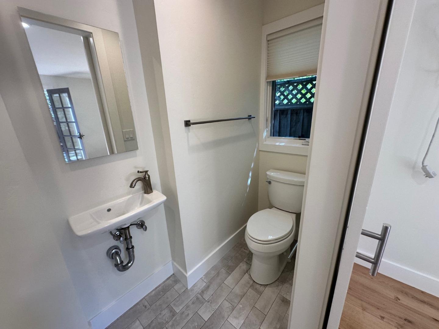 Detail Gallery Image 36 of 39 For 850 Guinda St, Palo Alto,  CA 94301 - 4 Beds | 3 Baths