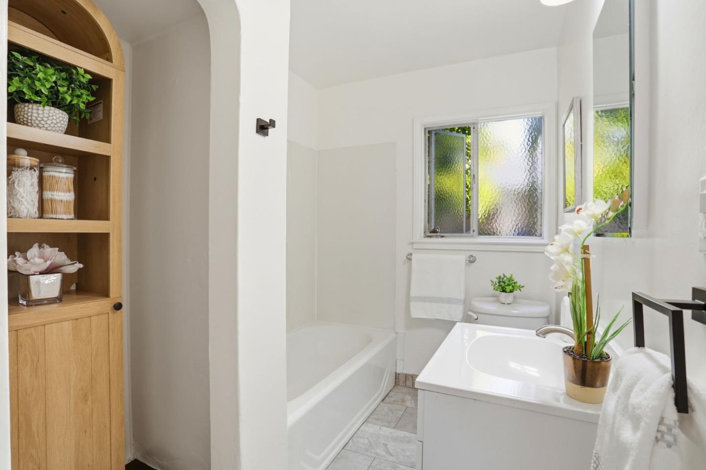 Detail Gallery Image 22 of 32 For 291 N Frances St, Sunnyvale,  CA 94086 - 3 Beds | 2 Baths