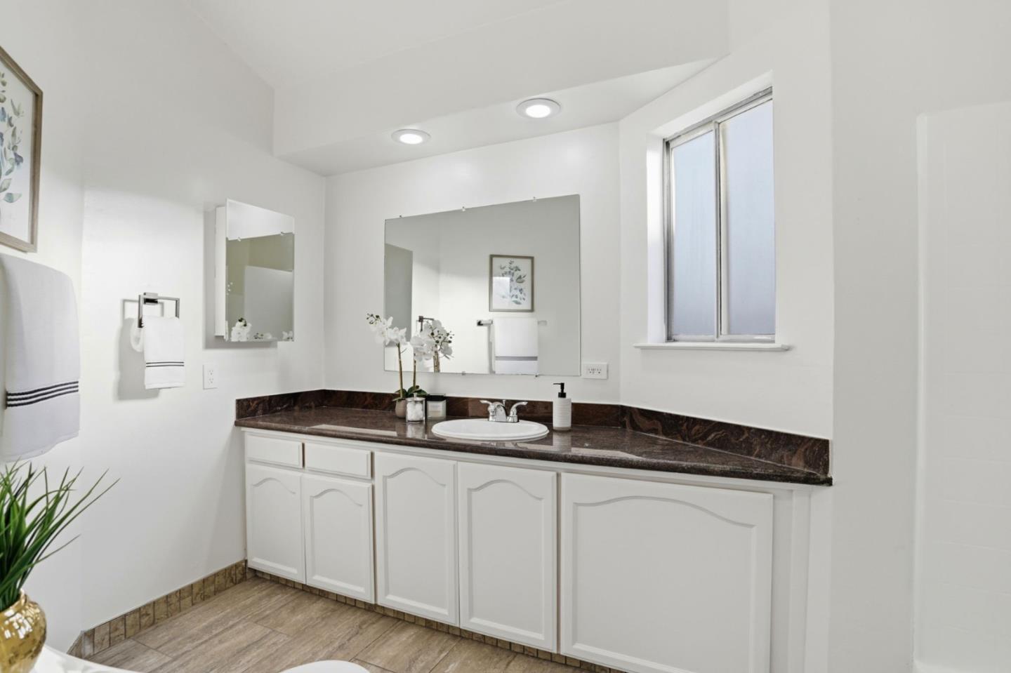 Detail Gallery Image 23 of 32 For 291 N Frances St, Sunnyvale,  CA 94086 - 3 Beds | 2 Baths