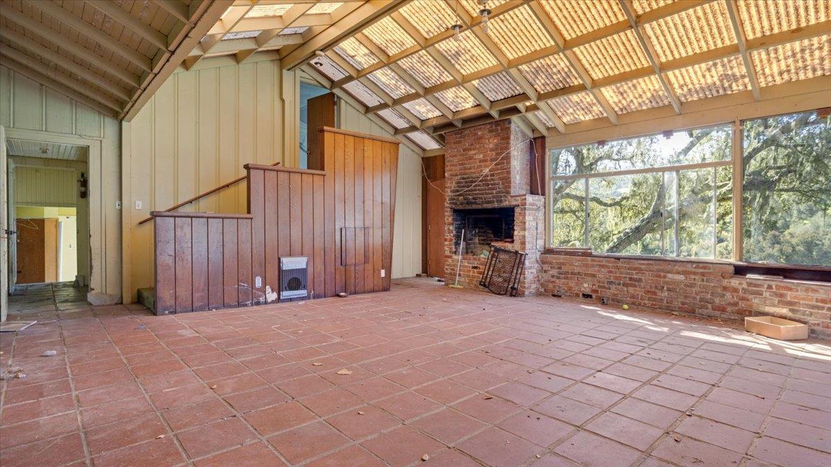 Detail Gallery Image 13 of 47 For 379 Corral De Tierra Rd, Salinas,  CA 93908 - 4 Beds | 2 Baths