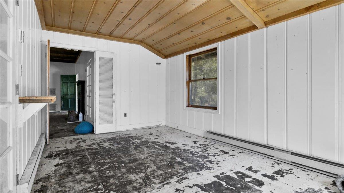 Detail Gallery Image 15 of 47 For 379 Corral De Tierra Rd, Salinas,  CA 93908 - 4 Beds | 2 Baths