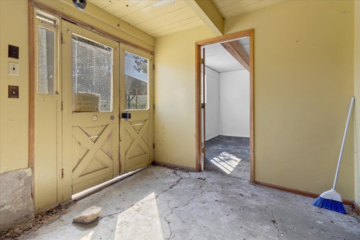 Detail Gallery Image 33 of 47 For 379 Corral De Tierra Rd, Salinas,  CA 93908 - 4 Beds | 2 Baths