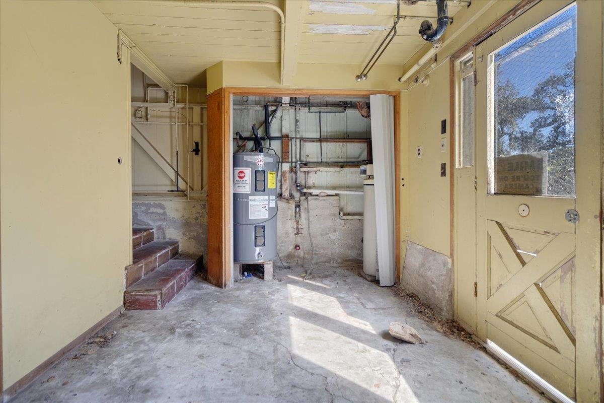 Detail Gallery Image 35 of 47 For 379 Corral De Tierra Rd, Salinas,  CA 93908 - 4 Beds | 2 Baths