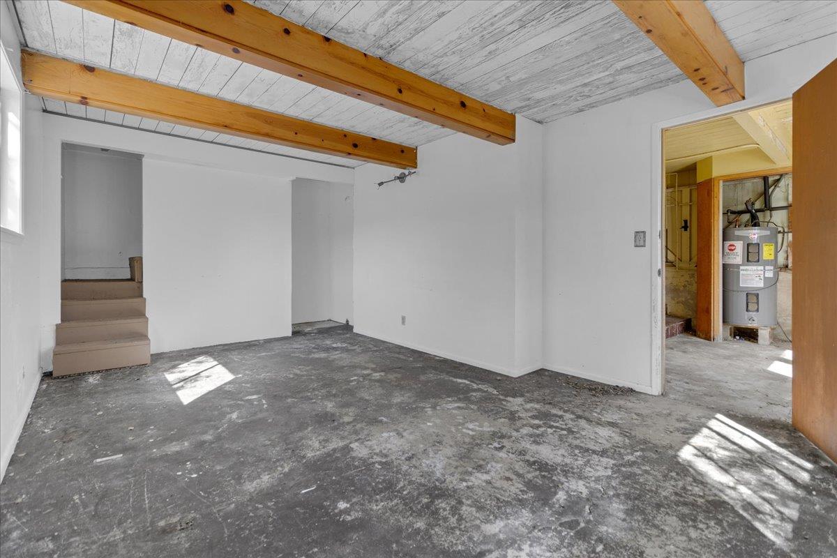 Detail Gallery Image 37 of 47 For 379 Corral De Tierra Rd, Salinas,  CA 93908 - 4 Beds | 2 Baths