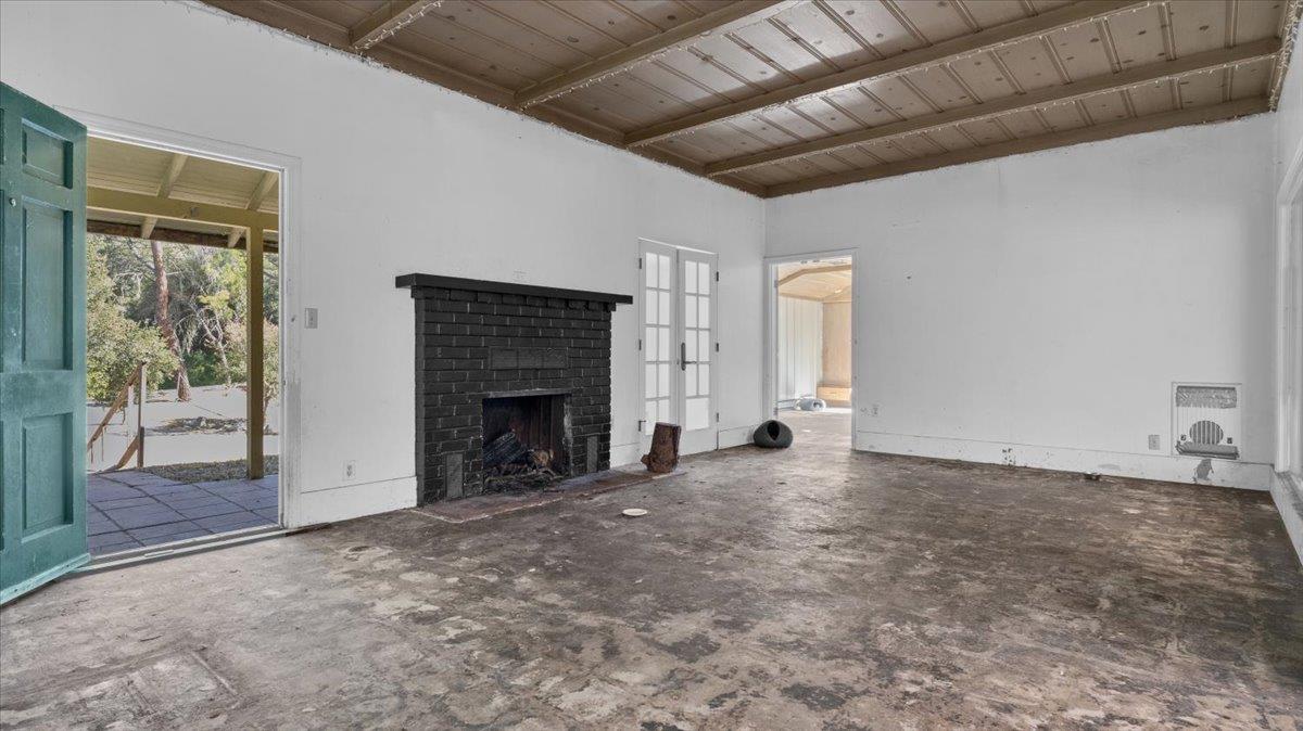 Detail Gallery Image 7 of 47 For 379 Corral De Tierra Rd, Salinas,  CA 93908 - 4 Beds | 2 Baths