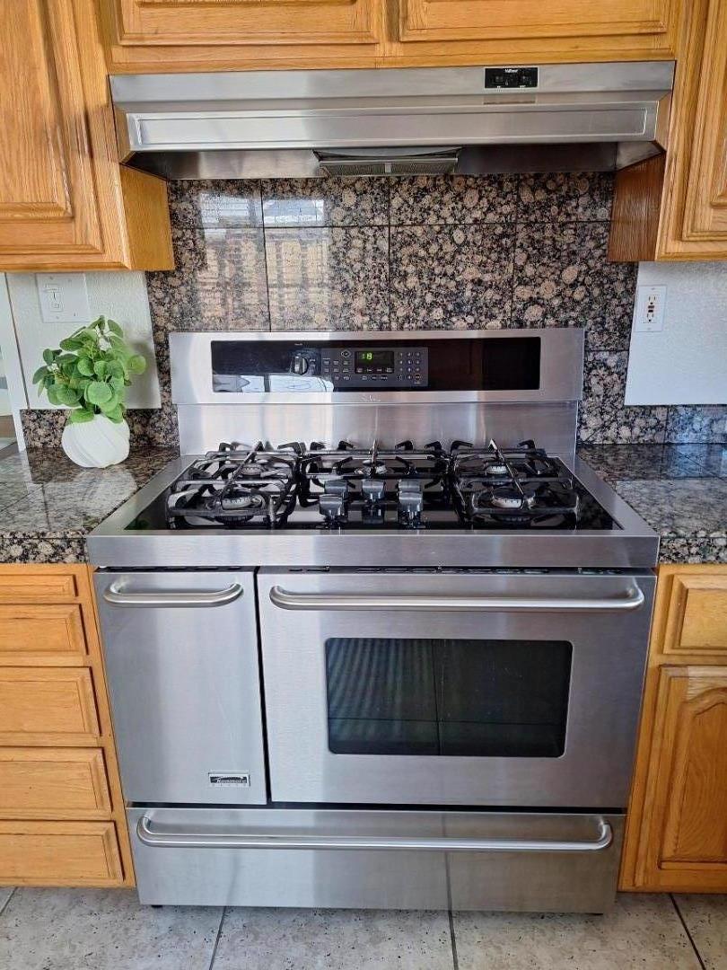 Detail Gallery Image 10 of 27 For 13627 Marmont Way, San Jose,  CA 95127 - 3 Beds | 1 Baths