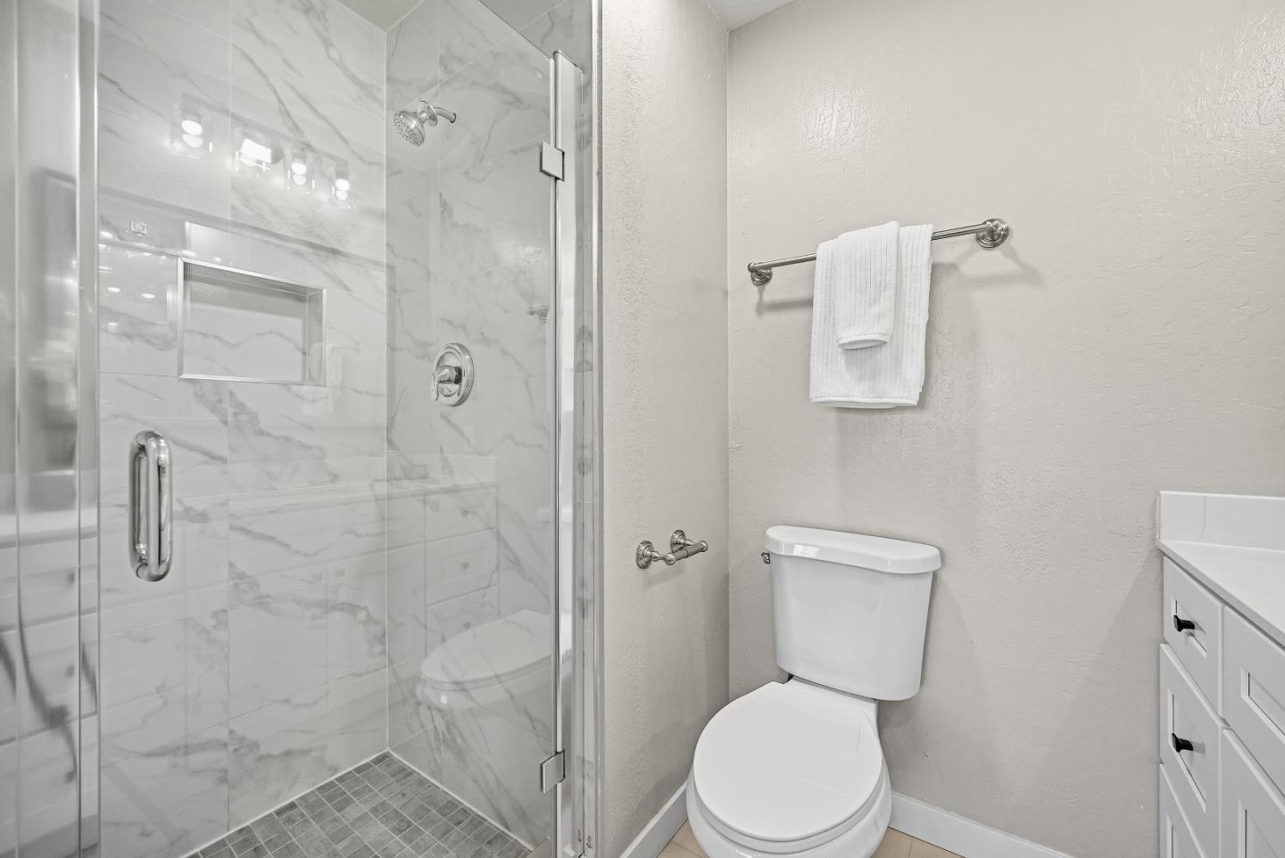 Detail Gallery Image 21 of 34 For 1983 San Luis Ave #22,  Mountain View,  CA 94043 - 2 Beds | 2/1 Baths