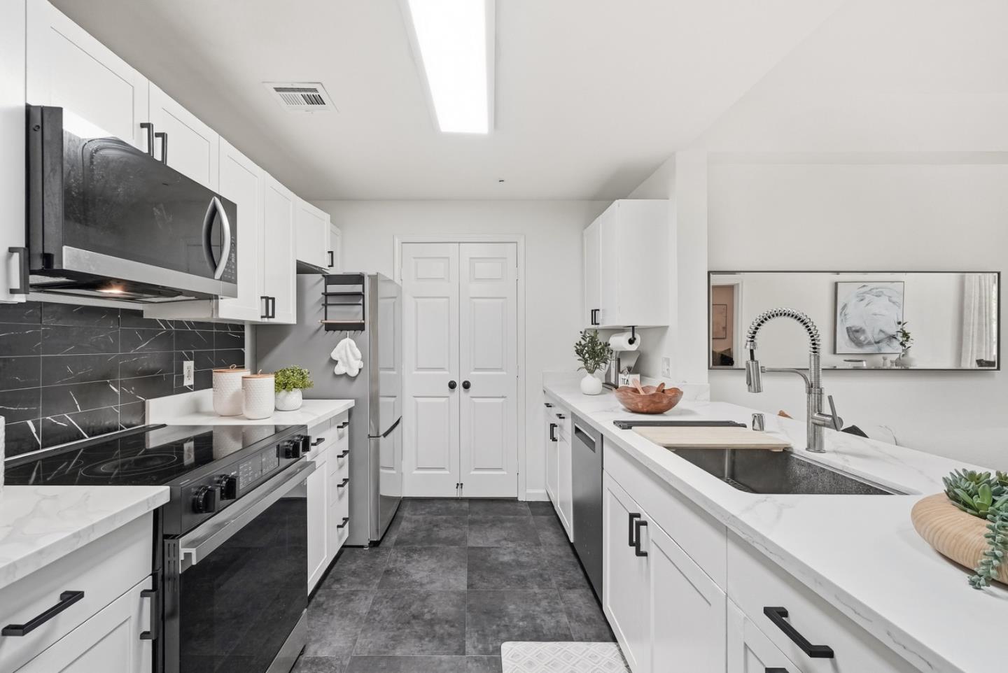 Photo #12: ML82038852 Listing: Photo #12