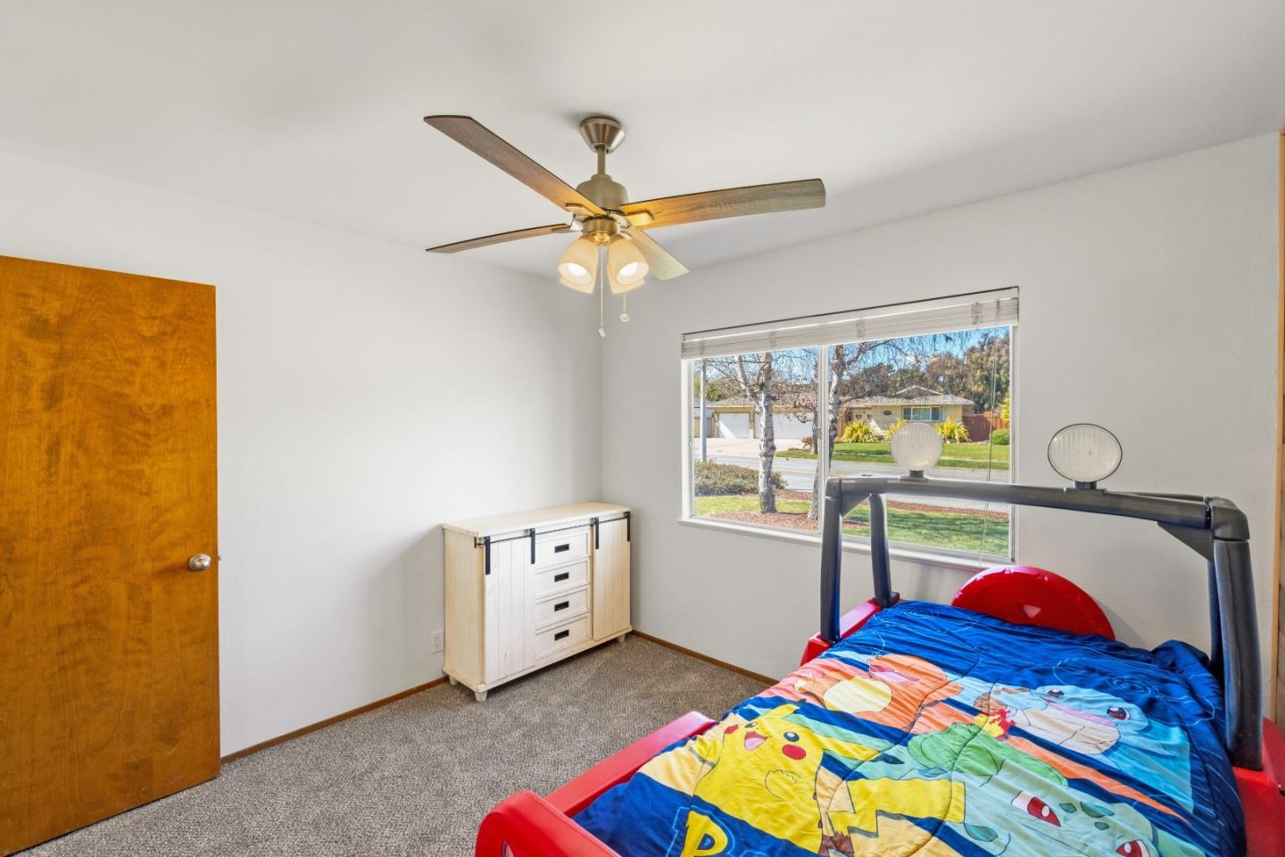 Detail Gallery Image 18 of 25 For 20091 Portola Dr, Salinas,  CA 93908 - 3 Beds | 2 Baths