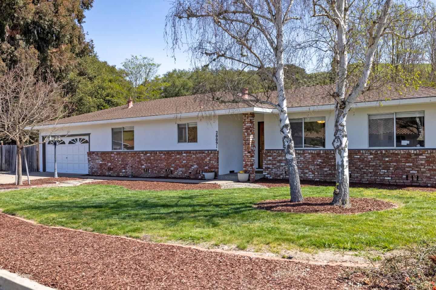 Detail Gallery Image 22 of 25 For 20091 Portola Dr, Salinas,  CA 93908 - 3 Beds | 2 Baths