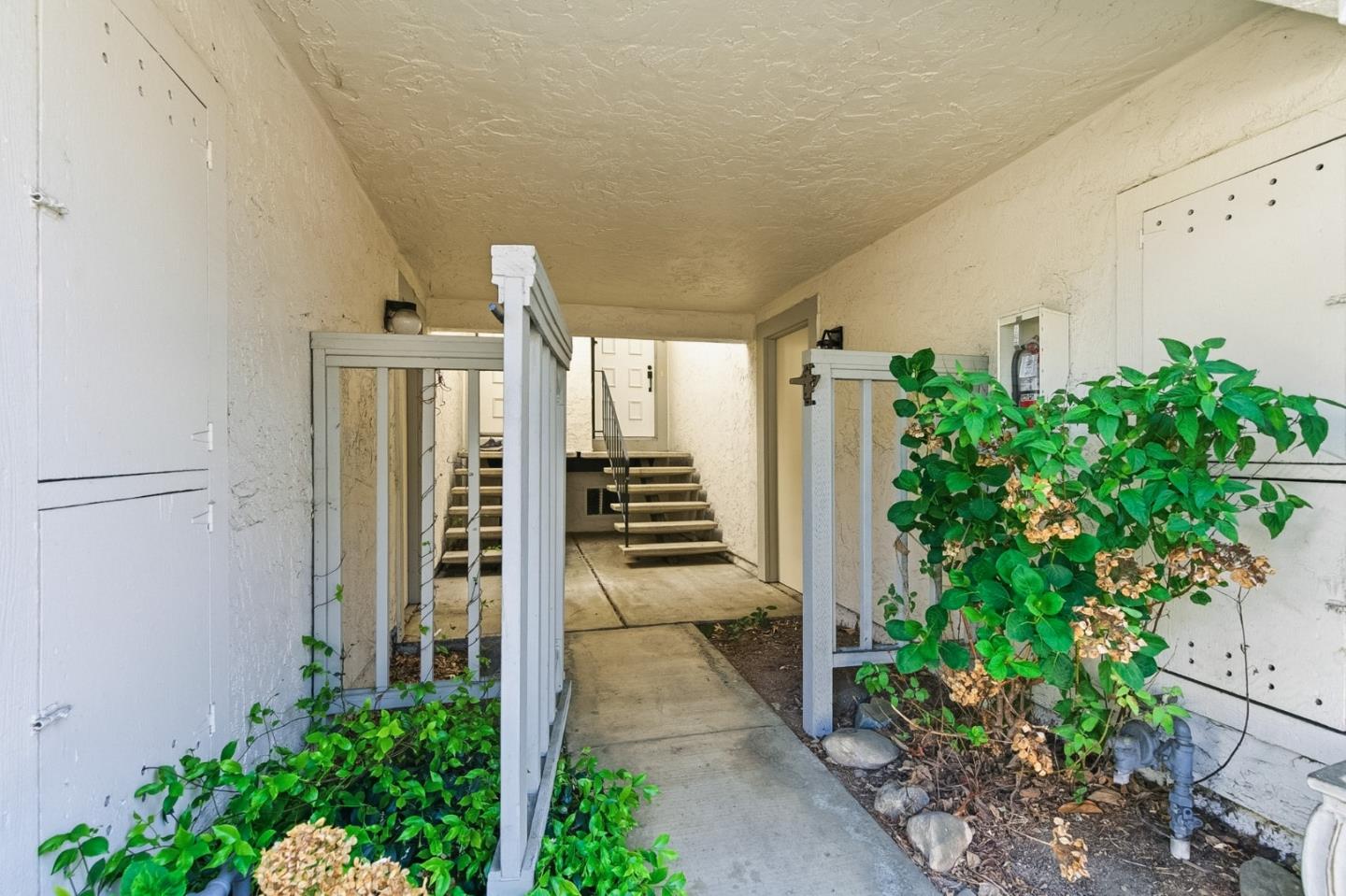 Photo #2: ML82038860 Listing: Photo #2