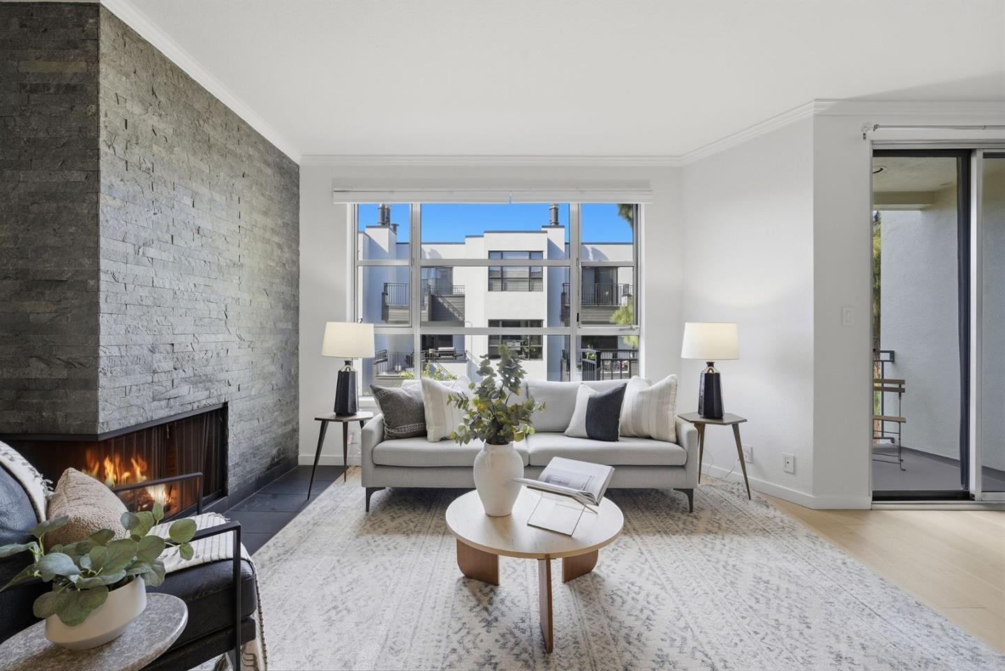 Front Image Thumbnail for ML82038861