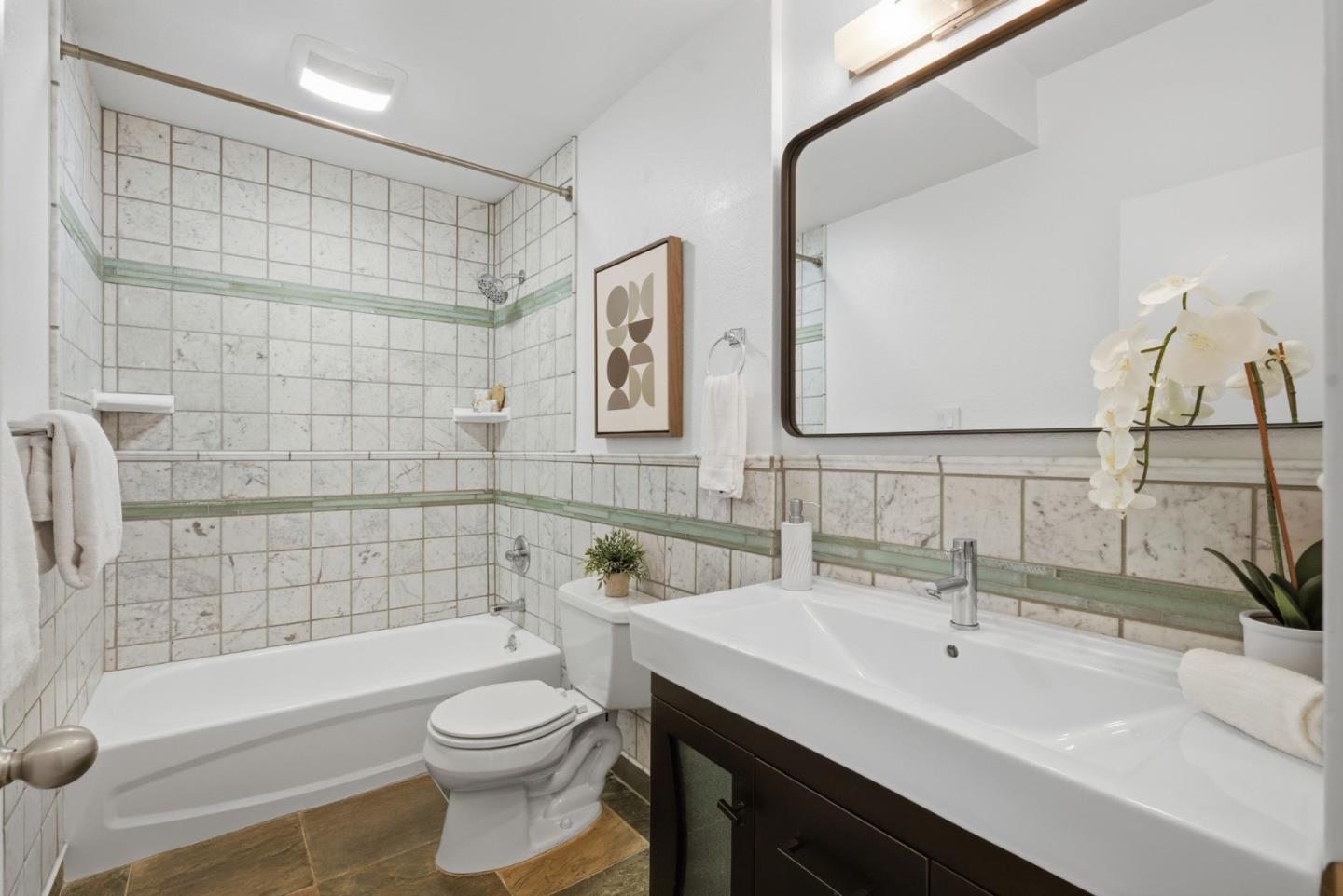 Detail Gallery Image 20 of 33 For 1440 Broadway #307,  San Francisco,  CA 94109 - 1 Beds | 1 Baths