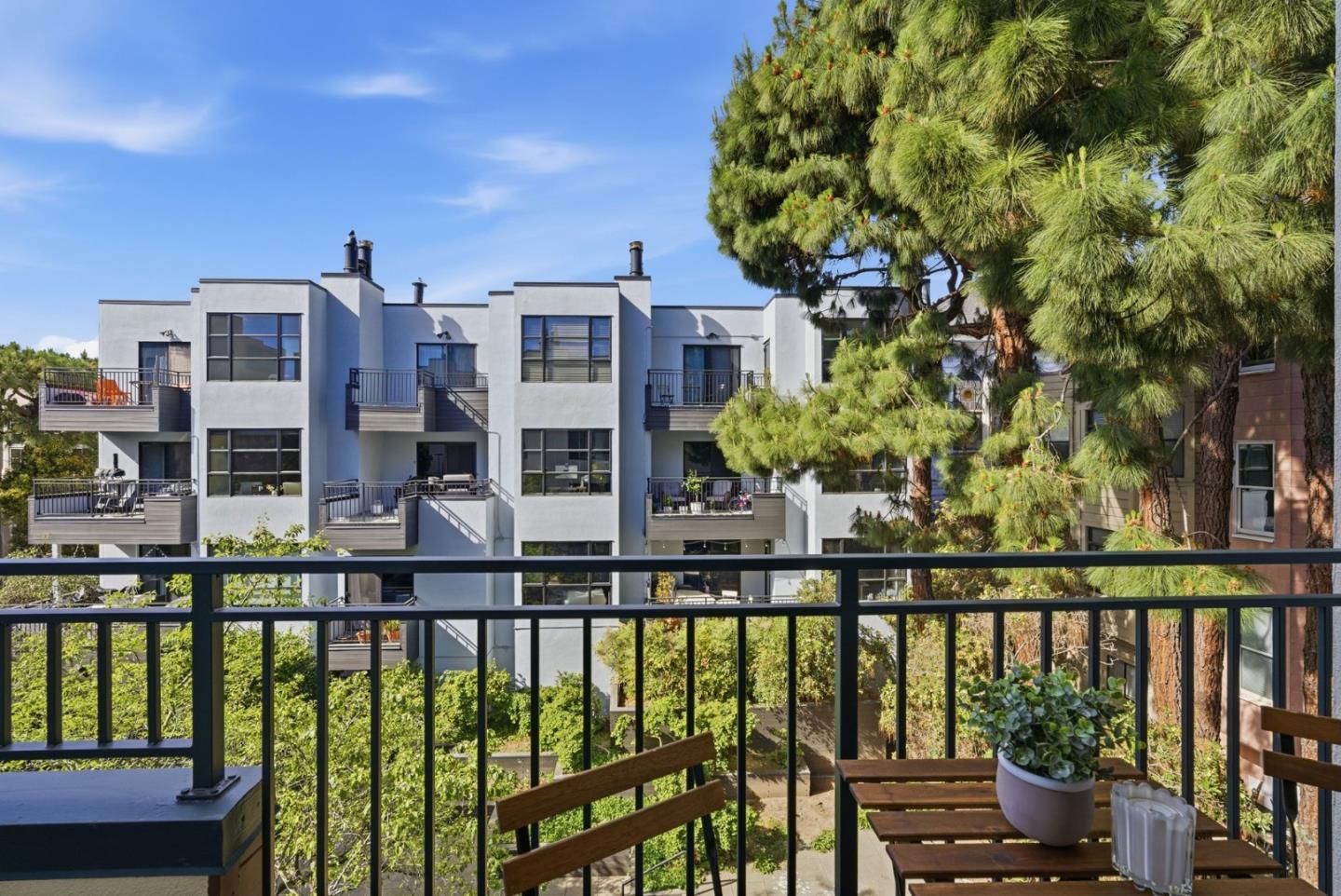 Detail Gallery Image 24 of 33 For 1440 Broadway #307,  San Francisco,  CA 94109 - 1 Beds | 1 Baths