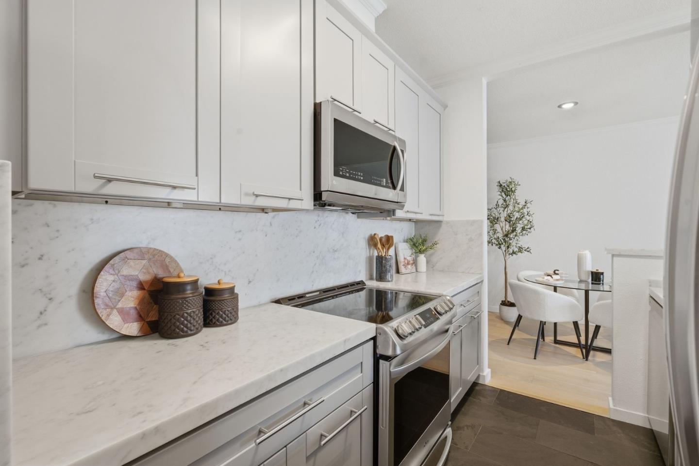 Detail Gallery Image 6 of 33 For 1440 Broadway #307,  San Francisco,  CA 94109 - 1 Beds | 1 Baths