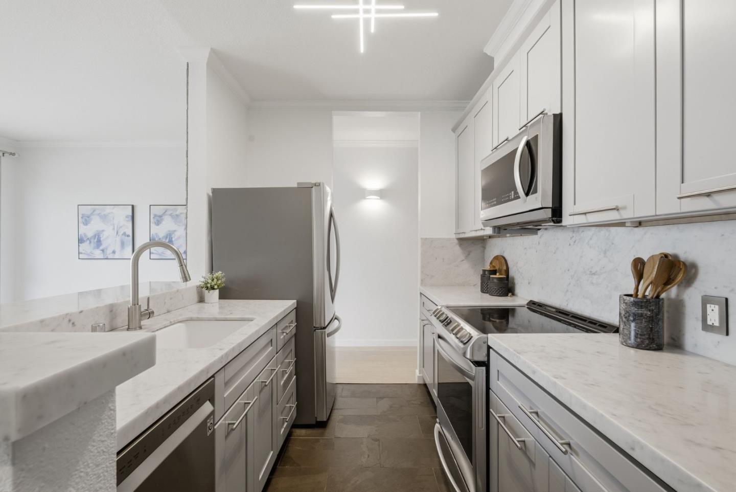 Detail Gallery Image 8 of 33 For 1440 Broadway #307,  San Francisco,  CA 94109 - 1 Beds | 1 Baths