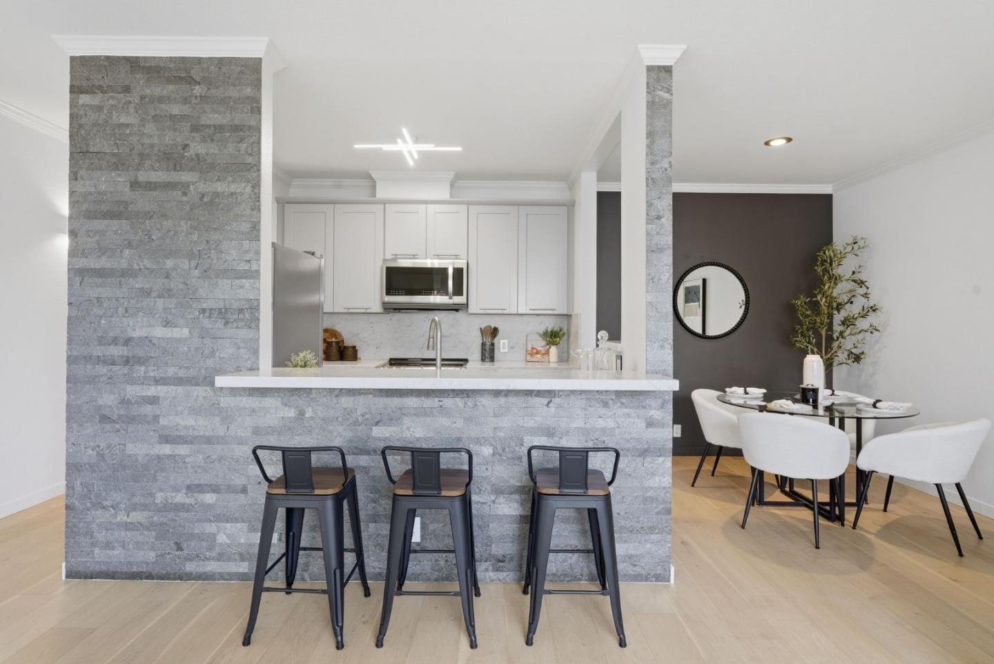 Detail Gallery Image 9 of 33 For 1440 Broadway #307,  San Francisco,  CA 94109 - 1 Beds | 1 Baths