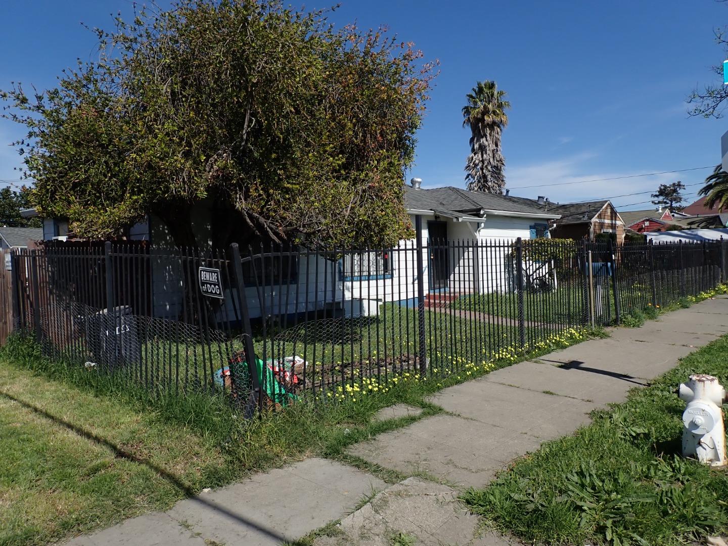 Detail Gallery Image 11 of 12 For 901 92nd Ave, Oakland,  CA 94603 - 3 Beds | 1 Baths