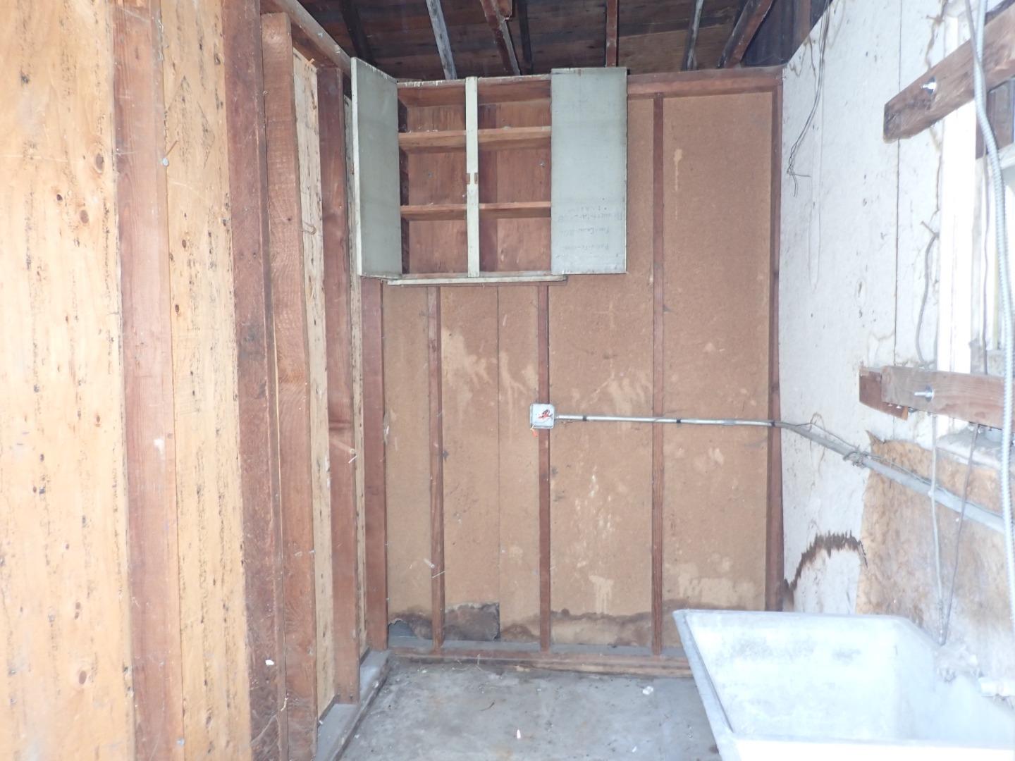 Detail Gallery Image 19 of 20 For 901 92nd Ave, Oakland,  CA 94603 - 3 Beds | 1 Baths