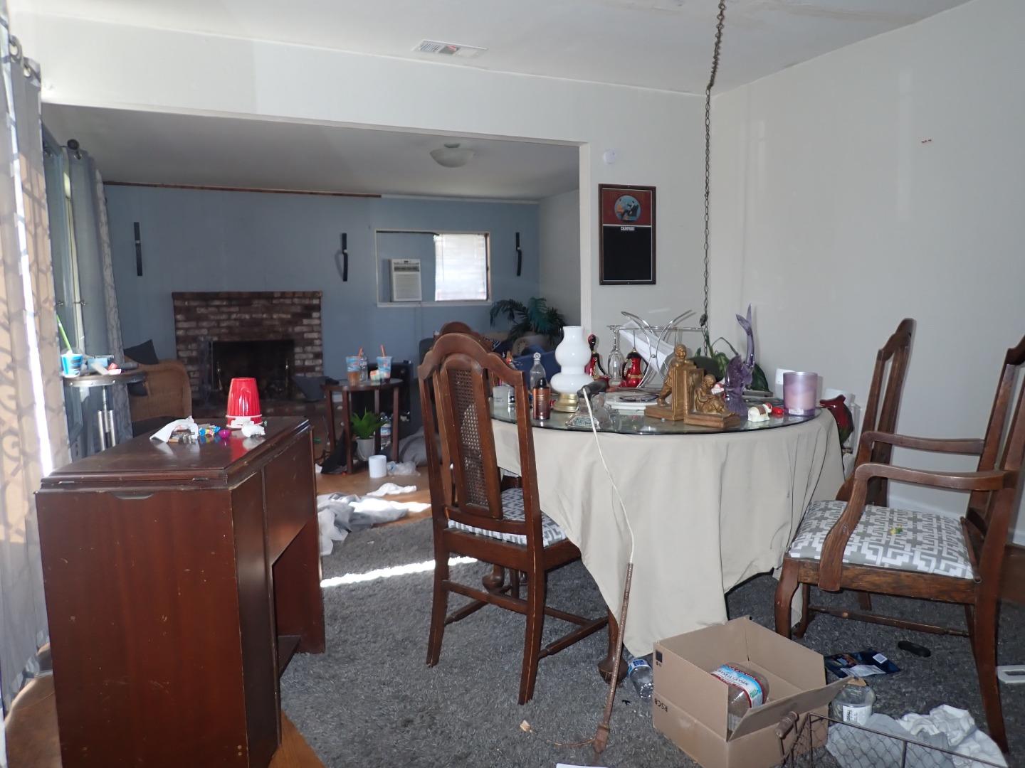 Detail Gallery Image 3 of 12 For 901 92nd Ave, Oakland,  CA 94603 - 3 Beds | 1 Baths