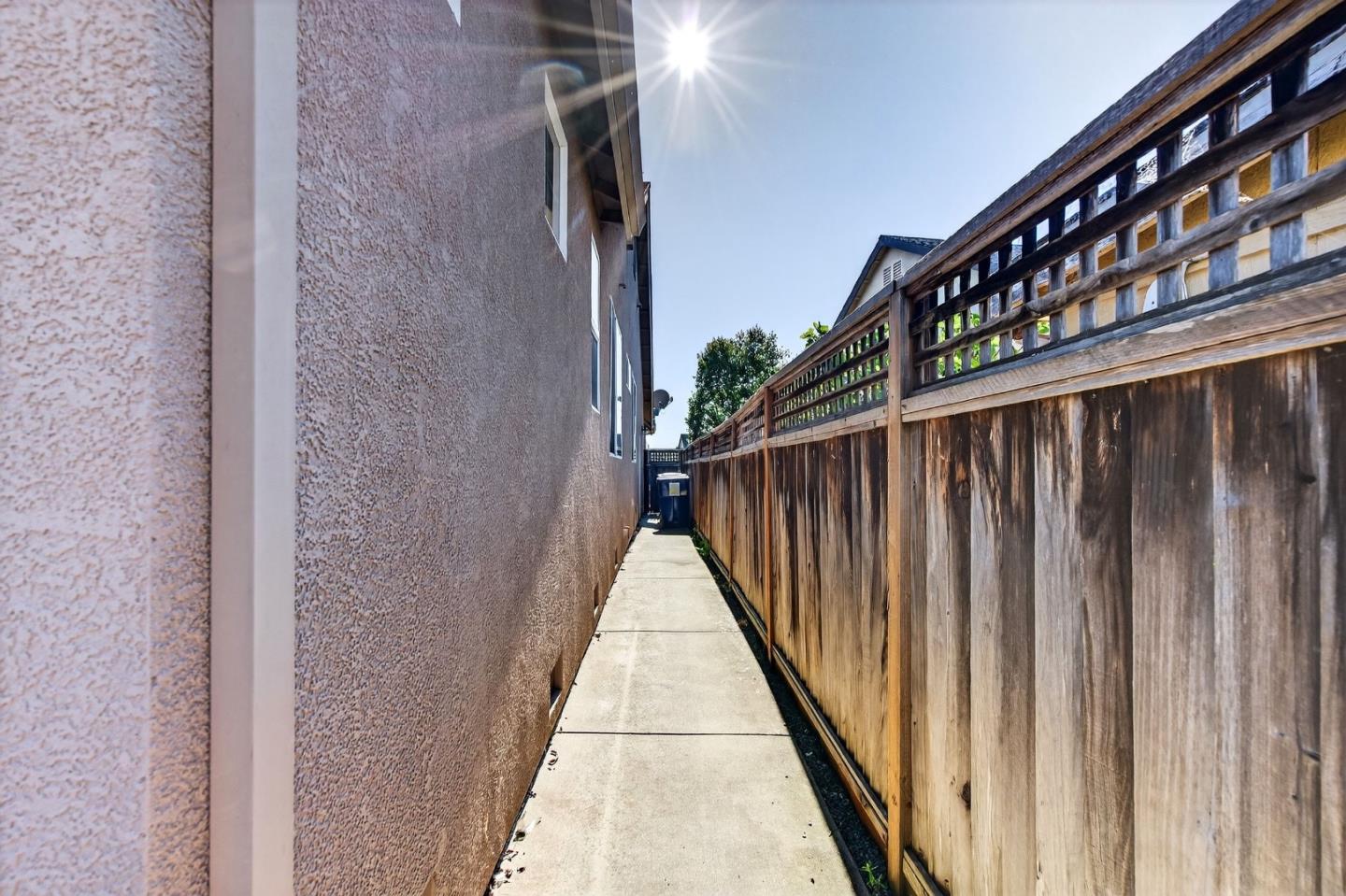 Detail Gallery Image 35 of 35 For 18 Pajaro Vista Ct, Watsonville,  CA 95076 - 3 Beds | 2 Baths