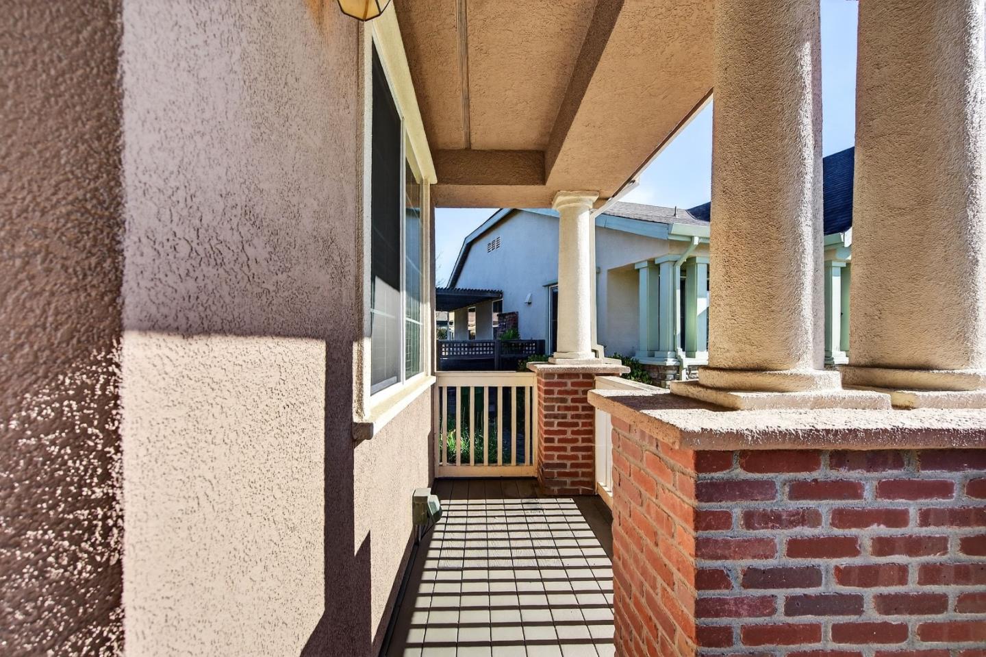 Detail Gallery Image 4 of 35 For 18 Pajaro Vista Ct, Watsonville,  CA 95076 - 3 Beds | 2 Baths