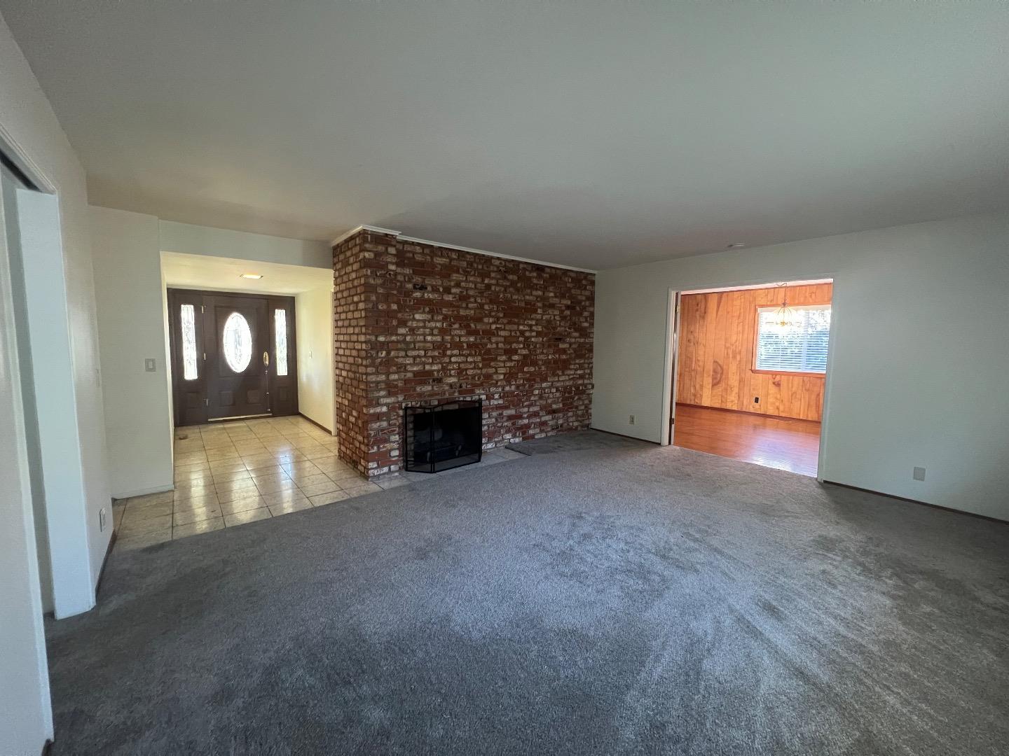 Detail Gallery Image 5 of 18 For 6484 Camelia Dr, San Jose,  CA 95120 - 4 Beds | 2 Baths