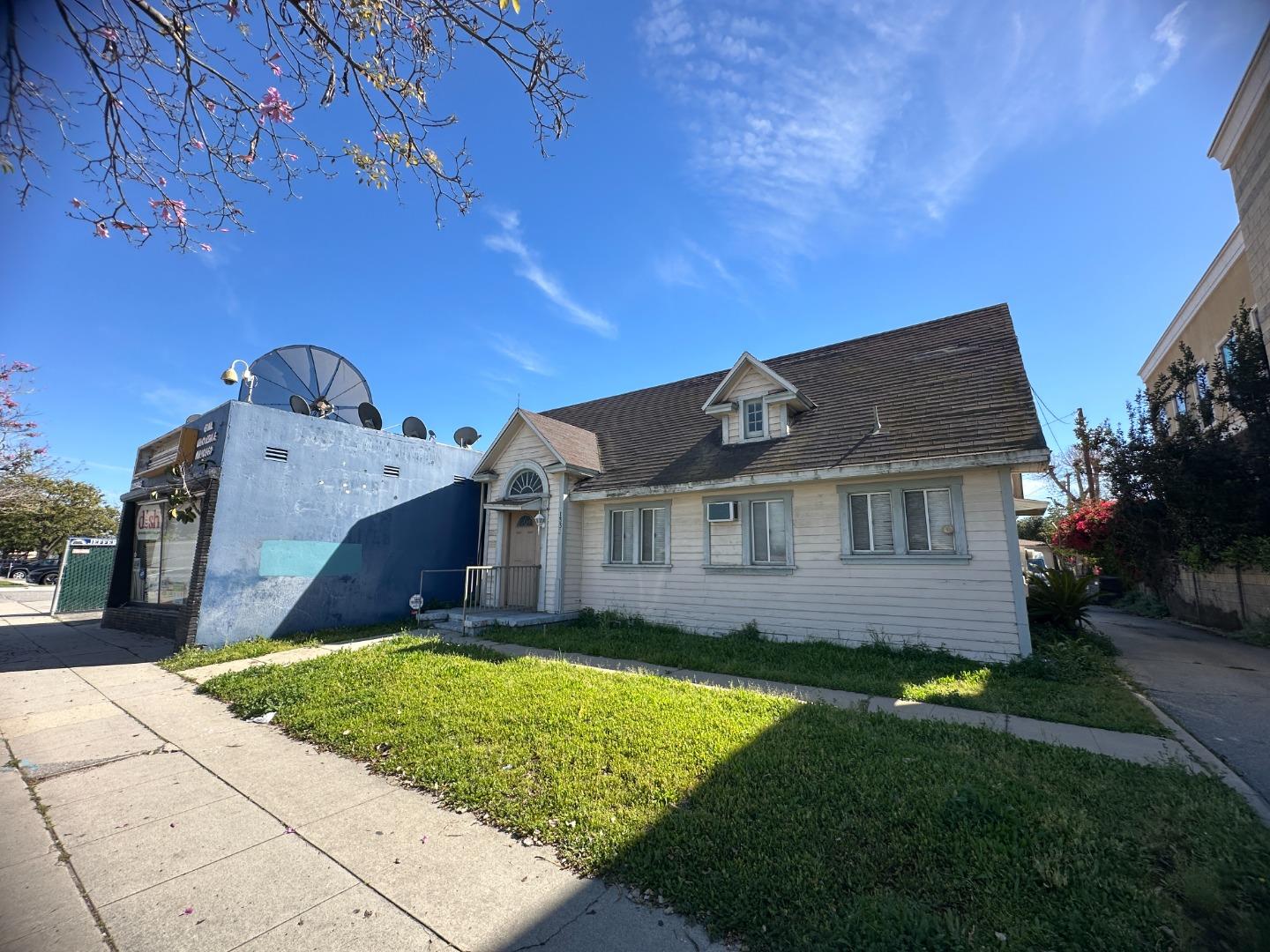 Front Image Thumbnail for ML82038866