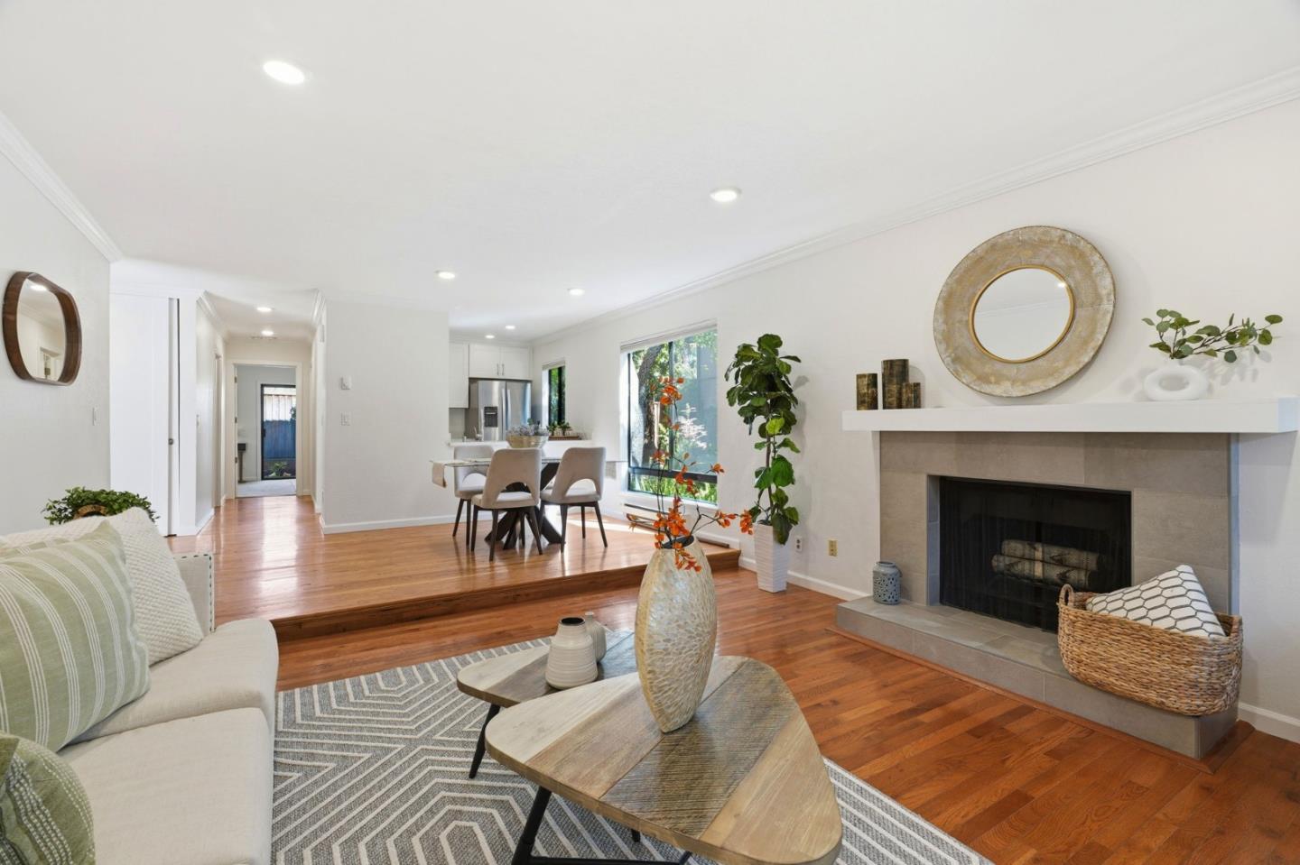 Photo #6: ML82038867 Listing: Photo #6