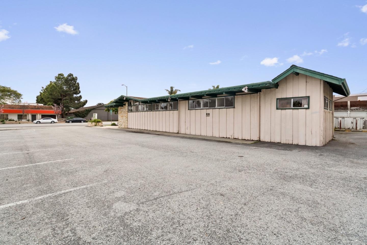 Detail Gallery Image 33 of 35 For 3811 Portola Dr, Santa Cruz,  CA 95062 - – Beds | – Baths