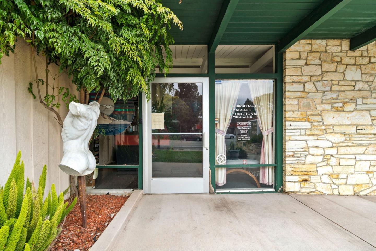 Detail Gallery Image 6 of 35 For 3811 Portola Dr, Santa Cruz,  CA 95062 - – Beds | – Baths