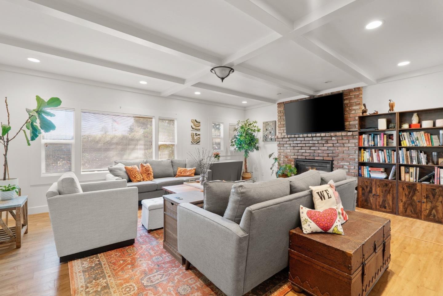 Detail Gallery Image 12 of 173 For 420 Capitola Road Ext, Santa Cruz,  CA 95062 - – Beds | – Baths